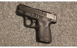 Smith & Wesson ~ M&P 9 Shield ~ 9mm Luger (4811973) - 2 of 2