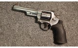 Smith & Wesson ~ 629-6 ~ .44 Magnum (4823909) - 2 of 2