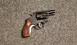 Smith & Wesson ~ Snub Nose Revolver ~ .38 S&W SPL. (4851267) - 1 of 2