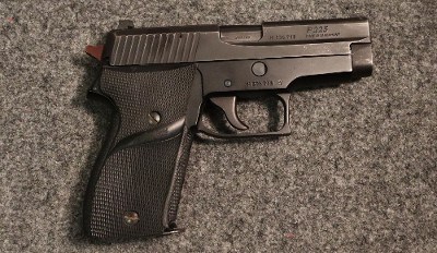 Sig Sauer ~ P225 ~ 9mm Luger (SKU: 4841317) - Image 1 of 2