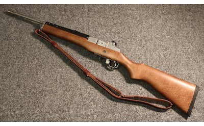 Ruger ~ Mini-14 ~ .223 Remington (4846870) - Image 2 of 5
