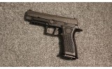 SIG Sauer ~ P320 ~ 9mm Luger (4871136) - 2 of 2