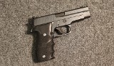 SIG Sauer ~ P226 ~ 9mm Luger (4885123) - 1 of 2