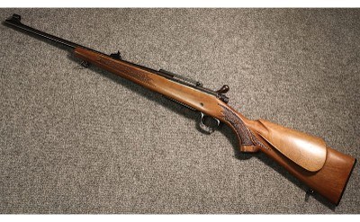 Winchester ~ 70 ~ .243 Winchester (4891613) - Image 2 of 5