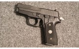Sig ~ P225 ~ 9mm Luger (SKU: 4890588) - 2 of 2
