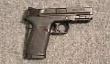 Smith & Wesson ~ M&P 380 Shield EZ ~ .380 ACP (SKU: 4890631) - 1 of 2