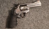 Smith & Wesson ~ 686-4 ~ .357 Magnum (SKU: 4891176) - 1 of 2