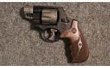 Smith & Wesson ~ 327 ~ .357 Magnum (SKU: 4893372) - 2 of 2