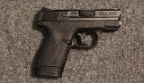 Smith & Wesson ~ Shield ~ 9mm Luger (SKU: 4894858) - 1 of 2