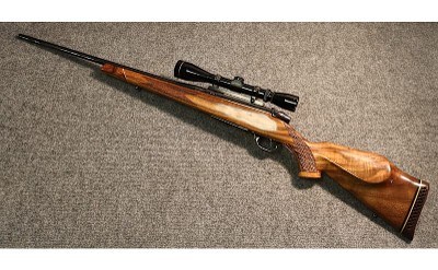 Weatherby ~ Mark V ~ .270 Weatherby (4898508) - Image 2 of 5