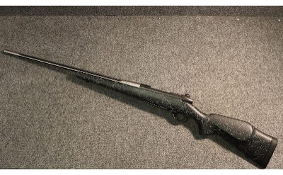 Weatherby ~ Mark V ~ .270 Weatherby Magnum (4898510) - Image 2 of 5
