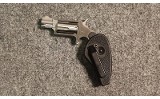 North American Arms ~ 22 MC ~ .22 Magnum (4927826) - 2 of 3
