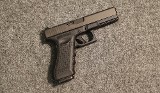Glock ~ 22 Gen 4 ~ .40 S&W (4947237) - 1 of 2