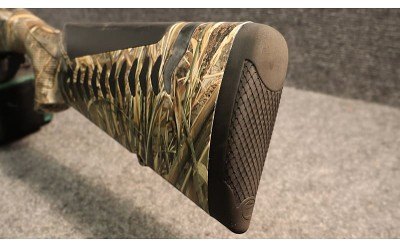 Benelli ~ Super Black Eagle ~ 12 Gauge (4955154) - Image 4 of 5