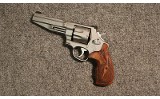 Smith & Wesson ~ 627-6 ~ .357 Magnum (4958373) - 2 of 2