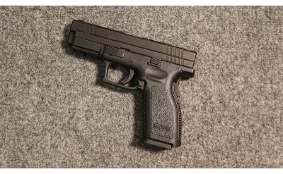 Springfield Armory ~ XD-404 ~ .40 S&W (4947411) - Image 2 of 2