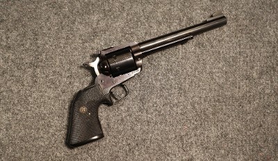 Ruger ~ New Model Super Blackhawk ~ .44 magnum (4967217) - Image 1 of 2