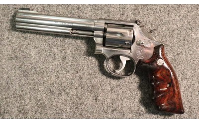 Smith & Wesson ~ 617 ~ .22 Long Rifle - Image 2 of 2