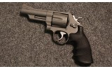Smith & Wesson ~ 629-1 ~ .44 Magnum (SKU: 4968708) - 2 of 2