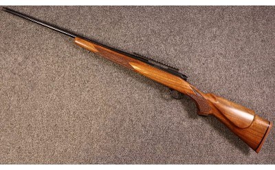 Winchester ~ 70 ~ .270 Weatherby Magnum (SKU: 4967845) - Image 5 of 5