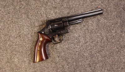 Smith & Wesson ~ Revolver ~ .44 Magnum (4968772) - Image 1 of 6