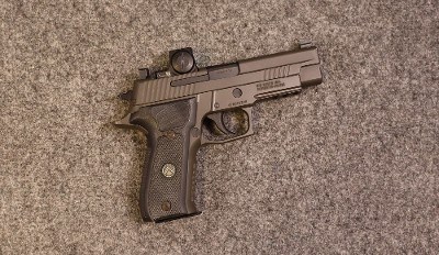 SIG Sauer ~ P226 Legion ~ 9mm Luger (5020374) - Image 1 of 3