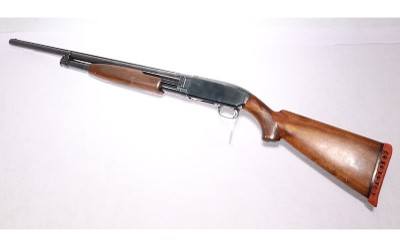 Winchester ~ 12 ~ 12 Gauge - Image 2 of 5