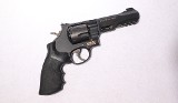 Smith & Wesson ~ 327 ~ .357 Magnum - Image 1 of 3