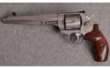 Smith & Wesson 629-6 PC, .44 Magnum - 2 of 3