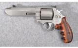 Smith & Wesson 629-5 PC, .44 MAg - 2 of 2
