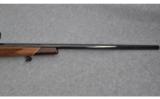 Weatherby MarkV, 22-250 Remington - 4 of 8
