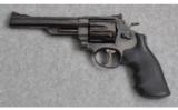 Smith&Wesson 57-0 , .41 Magnum - 2 of 2