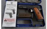 Smith & Wesson Gunsite Edition 1911PD .45 Auto - 3 of 3