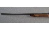 Weatherby Model Mark V .257 WBY MAG - 7 of 8