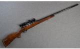 Weatherby Mark V .416 WBY MAG - 1 of 8