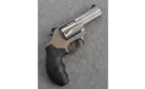 Smith & Wesson Model 60-15 .357 Magnum - 1 of 3