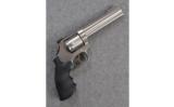 Smith & Wesson Model 686-5 .357 Magnum - 1 of 3