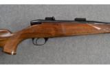 Weatherby Custom Model Mark V .240 Magnum - 2 of 8
