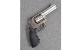 Smith & Wesson Model 686-5 .357 Magnum - 1 of 3