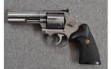 Smith & Wesson ~ 686-1 ~ .357 Magnum - 2 of 3