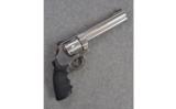 Smith & Wesson ~ Model 629 Classic ~ .44 Magnum - 1 of 2