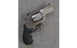 Smith & Wesson ~ Model 686-6 ~ .357 Magnum - 1 of 3