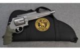 Smith & Wesson ~ Model 500 ~ .500 S&W Magnum - 3 of 3
