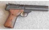 Browning ~ Buckmark ~ 22 LR ~ With Case - 1 of 2