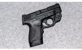 Smith & Wesson ~ M&P 9 Shield ~ 9mm Luger - 1 of 2
