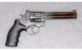 Smith & Wesson ~ 686-6 ~ .357 Magnum - 1 of 4