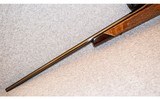 Weatherby~Mark V~.300 Magnum - 8 of 10