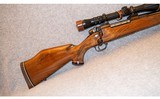 Weatherby~Mark V~.300 Magnum - 2 of 10