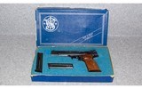 Smith & Wesson~Model 41~.22 Long Rifle - 6 of 7