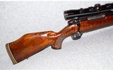 Weatherby~ Mark V~.300 Weatherby magnum - 2 of 9